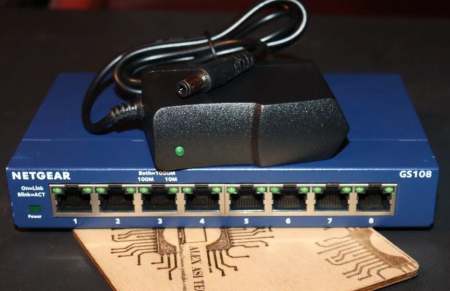 Switch & Router - Unmanaged Switch Metal 8 x 1 Gigabit Netgear ProSafe GS108 V4