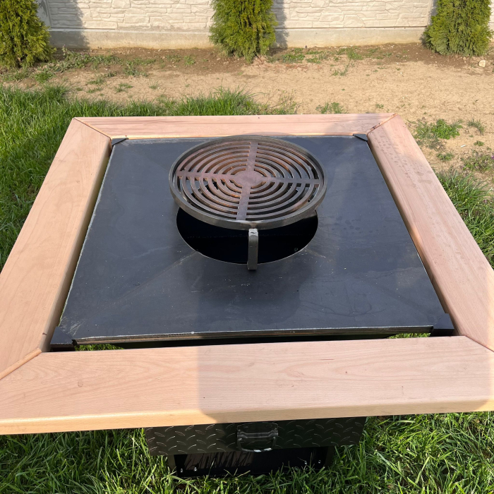 Grătar Profesional cu Plită  65 cmX65cm / 1 cm Grosime [3]