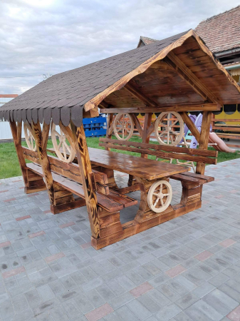 Gradina & Exterior - Foisor Rustic 12 Persoane Roti Ornamentale Acoperis Sindrila Bituminoasa