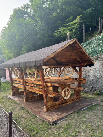 Foisor Rustic 12 Persoane Roti Ornamentale Acoperis Sindrila Bituminoasa [3]