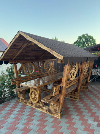 Foisor Rustic 12 Persoane Roti Ornamentale Acoperis Sindrila Bituminoasa [2]