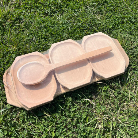 Set Servire Platou + 6 Farfurii si Lingura de Lemn [2]