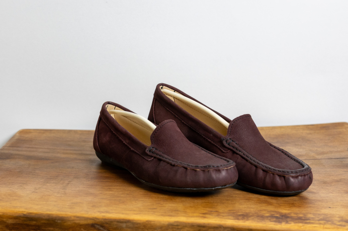 Caramel Gloss Loafers [3]