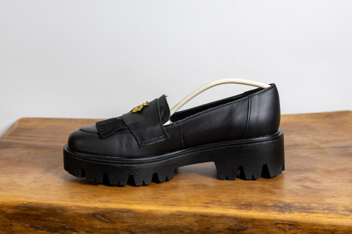 Loafer Black Bee – Piele Naturală cu Franjuri și Broșă Aurie [3]