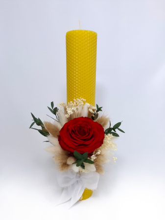 Băieței - Lumanare Botez Ceara Naturala Albine si Flori Uscate-Flori Criogenate-Trandafir Criogenat-livrare-gratuita-atelierul-floral-infinity.