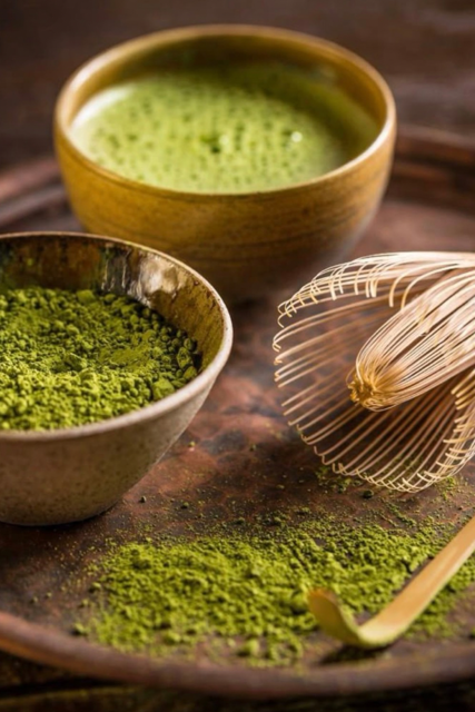 Descopera magia ceaiului Matcha - ritualul verde al echilibrului