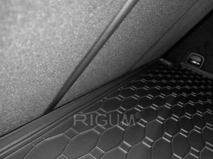 Covoras cauciuc portbagaj Audi A3 Sportback (8Y) 2020-prezent, Rigum Cehia (portbagaj jos/sus) [4]
