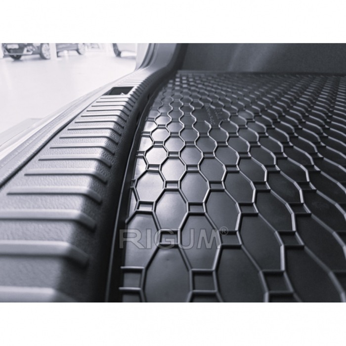 Covoras cauciuc portbagaj Cupra Ateca, 2016-prezent, Rigum Cehia (4x4 sau 4x2 cu portbagaj mai sus) [3]