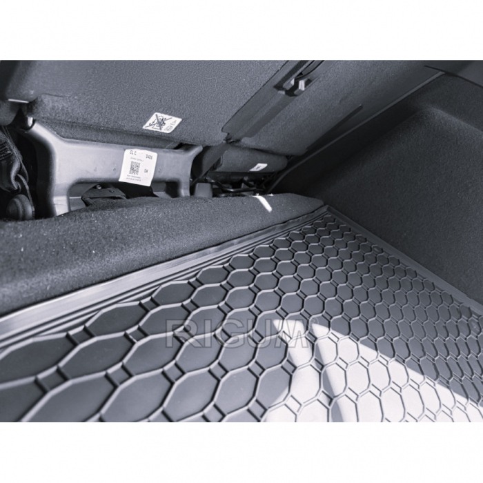 Covoras cauciuc portbagaj Ford C-Max II 2010-2019, Rigum Cehia (portbagaj jos) [3]