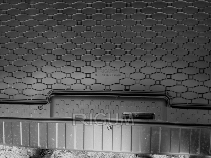 Covoras cauciuc portbagaj Renault Trafic 3 (X82), Opel Vivaro B, Fiat Talento Combi L2 lung, 2014-prezent, Rigum Cehia [3]
