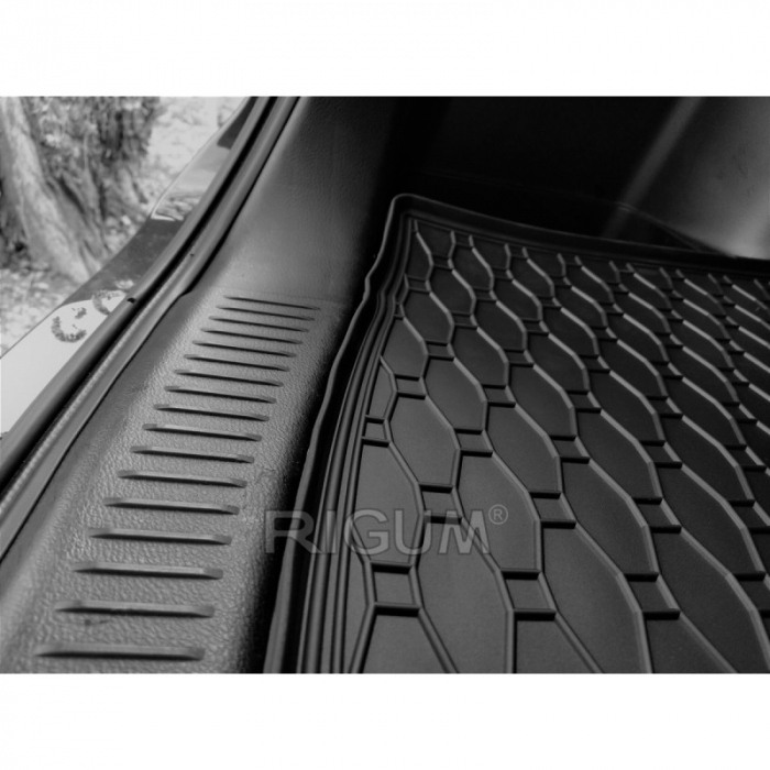 Covoras cauciuc portbagaj Suzuki S-Cross / S-Cross Hybrid, 2021-prezent, Rigum Cehia [4]