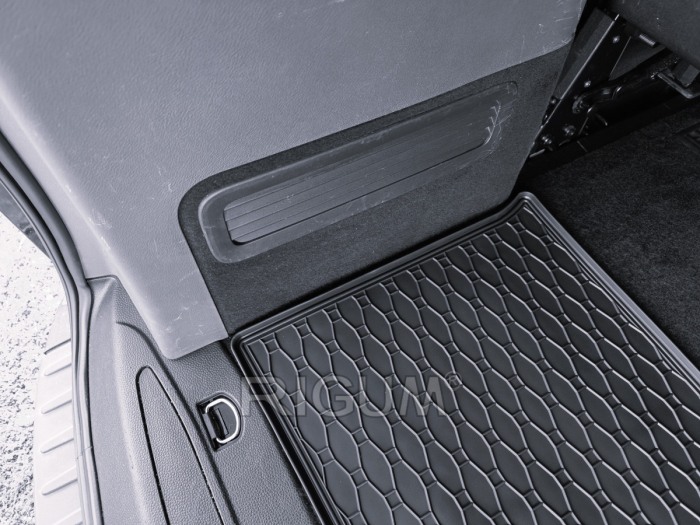 Covoras portbagaj cauciuc Ford Tourneo Custom L1, 2018-prezent, Rigum Cehia (in spate rand 3) [4]