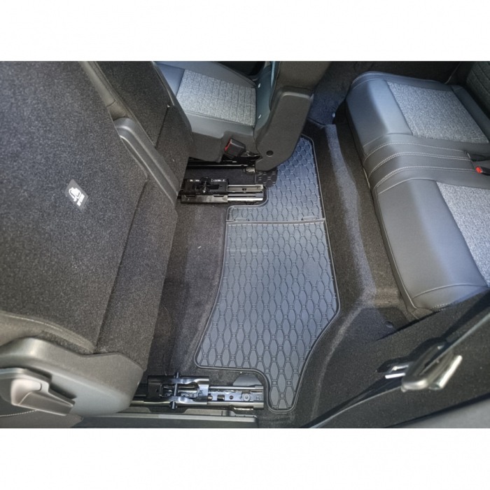 Covorase cauciuc speciale Peugeot E-5008 III Electric, 2024-prezent, randul 3, Rigum Cehia [3]