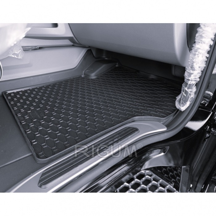 Covorase cauciuc speciale Scania R, model 2016-prezent, Rigum Cehia (2 locuri fata) [3]