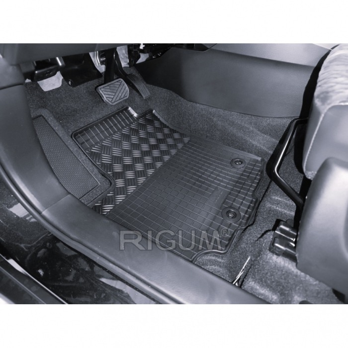 Covorase cauciuc speciale Suzuki Vitara cu motorizare 1.5 Hybrid, 2020-prezent, Rigum Cehia [2]