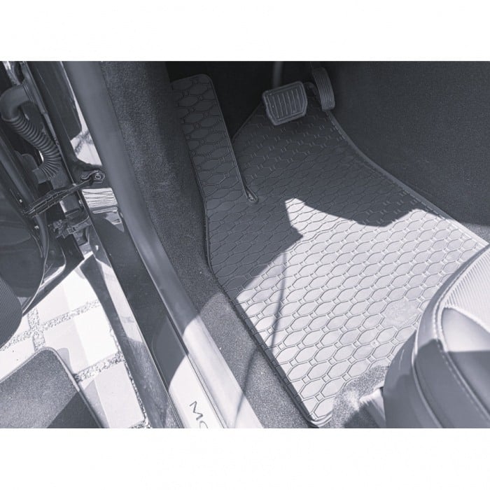 Covorase cauciuc speciale Tesla Model Y Juniper, 2025-prezent, Rigum Cehia [2]