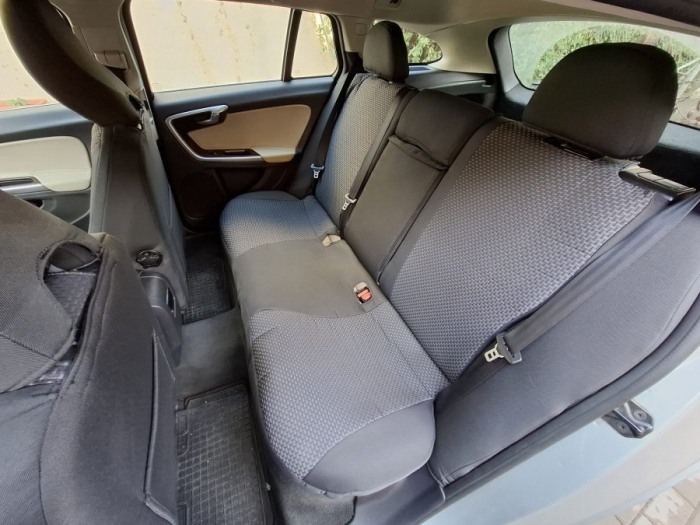 Huse auto dedicate pentru Volvo S60 / V50 [3]