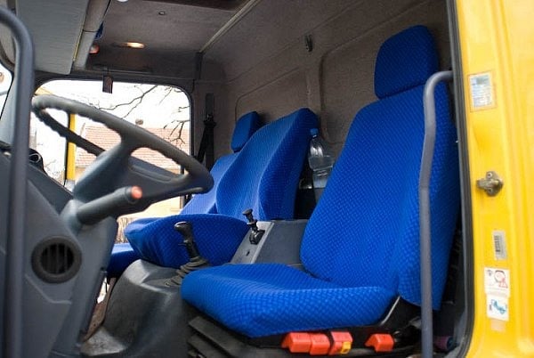 Huse scaune auto dedicate pentru Mercedes-Benz Atego 2 locuri [2]