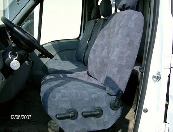 Huse scaune auto dedicate pentru Renault Master 7 locuri [2]