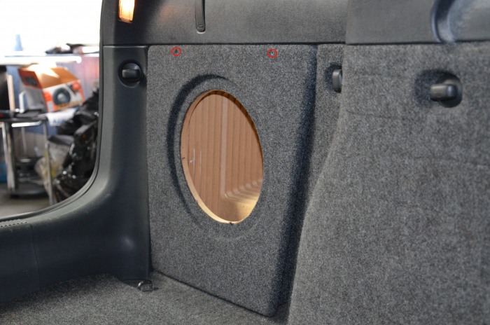 Incinta inchisa subwoofer dedicat Octavia 2 combi, difuzor 25 cm, 15 L [4]