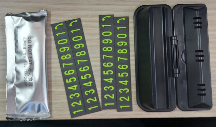 Numar parcare temporara cu suport telefon si betisor parfumat [4]