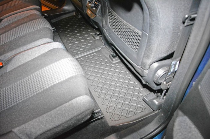 Presuri cauciuc tip tavita Peugeot 5008 II V/5 07.2017- (5 locuri)  [2]