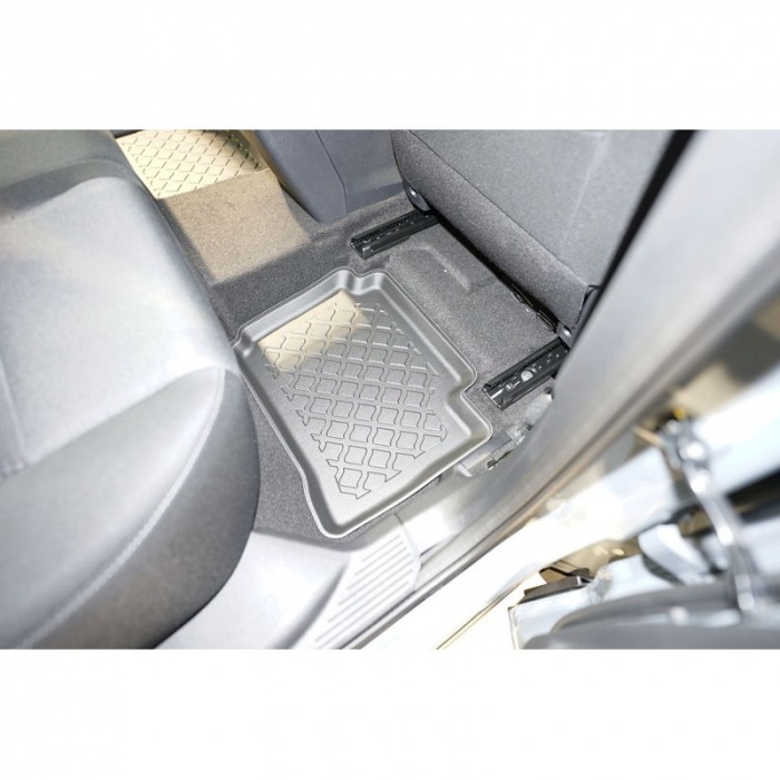 Presuri Nissan Qashqai 3 ePower Hybrid stil tavita cu margini inalte, 2022-prezent, Aristar [7]