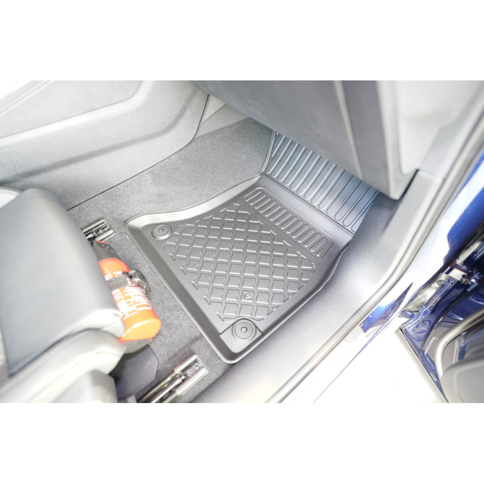 Preșuri stil tăviță Audi Q5 III / Q5 III Sportback (2025-prezent) Aristar TPE cu margini înalte [3]