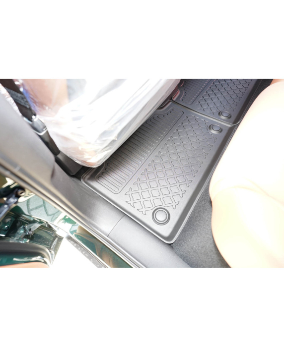 Preșuri stil tăviță cu margine înaltă Leapmotor C10 (hybrid REEV sau electric EV), 2025-prezent, Aristar [5]