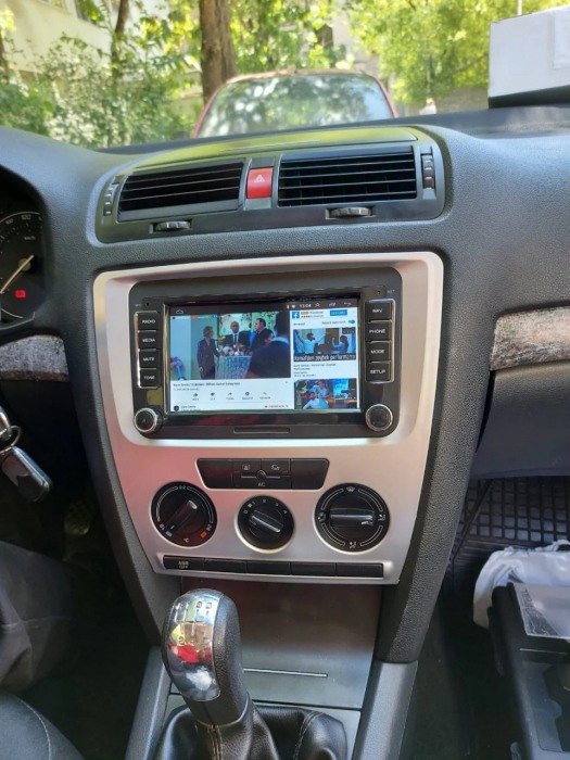 Rama radio 2DIN Skoda Octavia 2005-2009 cu AC manual AR164 [2]