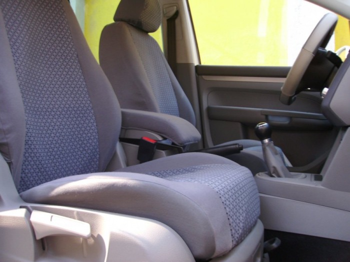 Set huse dedicate VW Touran 2010 cu masuta si buzunare A16+E477 [5]