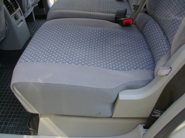 Set huse dedicate VW Touran 2010 cu masuta si buzunare A16+E477 [3]