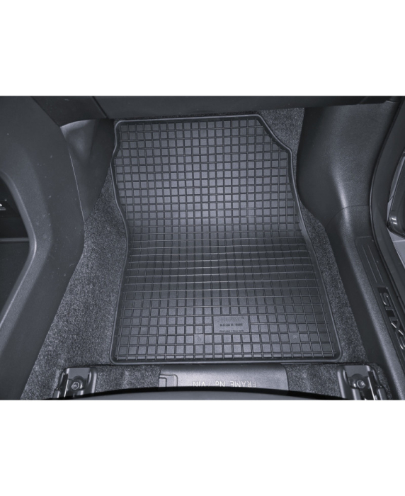 Set presuri cauciuc dedicate Lexus LBX, 2024-prezent, Rigum Cehia [3]