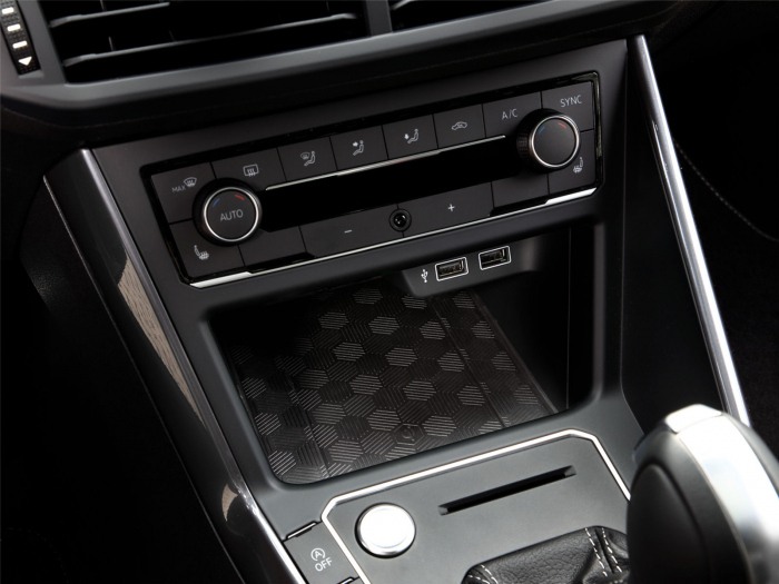 Suport incarcare wireless VW Polo (AW1) 09/2017 - 2021 10W [3]