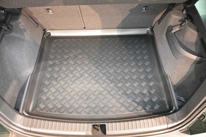 Tava portbagaj Basic Skoda Karoq, 2017-prezent (portbagaj sus) [7]