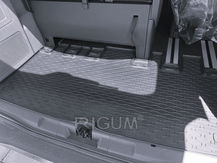 Tavita portbagaj cauciuc Ford Tourneo Custom II L1 / L2 (Rigum) [2]
