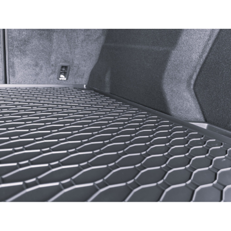 Covoras cauciuc portbagaj Audi Q5 III / Q5 III Sportback, 2025-prezent, Rigum Cehia [2]