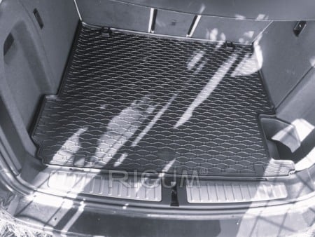 Covoras cauciuc portbagaj BMW X3 F25 2010-2017, Rigum Cehia (cu compartiment pe dreapta) [1]