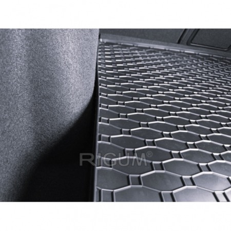 Covoras cauciuc portbagaj Cupra Ateca, 2016-prezent, Rigum Cehia (4x4 sau 4x2 cu portbagaj mai sus) [3]