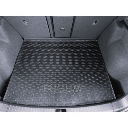 Covoras cauciuc portbagaj Cupra Ateca, 2016-prezent, Rigum Cehia (4x4 sau 4x2 cu portbagaj mai sus) [1]