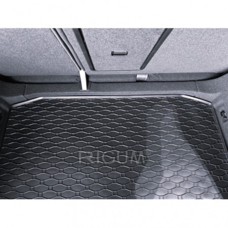 Covoras cauciuc portbagaj Cupra Ateca, 2016-prezent, Rigum Cehia (portbagaj mai jos - fara podea dubla) [3]