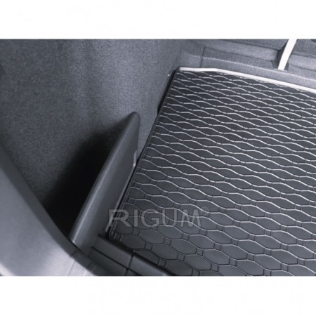 Covoras cauciuc portbagaj Cupra Ateca, 2016-prezent, Rigum Cehia (portbagaj mai jos - fara podea dubla) [2]