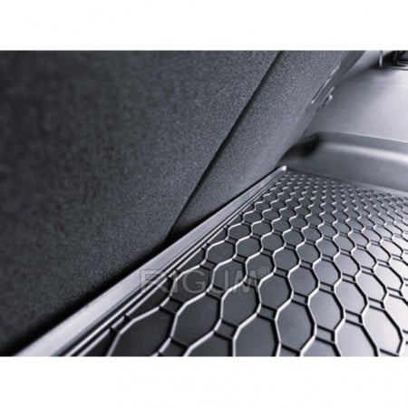 Covoras cauciuc portbagaj KGM Torres / Torres EVX 2025-prezent, Rigum Cehia [2]