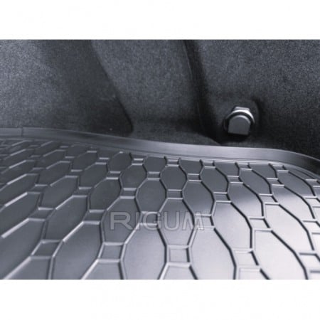 Covoras cauciuc portbagaj Mercedes GLC Coupe C254 2023-prezent, Rigum Cehia (inclusiv modele Hybrid) [3]