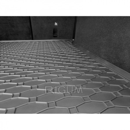 Covoras cauciuc portbagaj Tesla Model Y, 2020-prezent, Rigum Cehia [3]