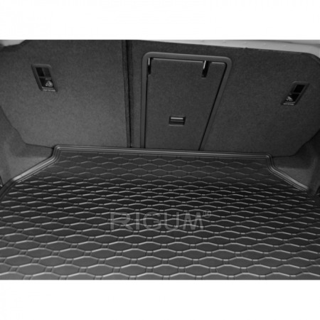 Covoras cauciuc portbagaj VW Passat B8 limuzina, 12.2014-prezent, Rigum Cehia (portbagaj mai jos) [2]