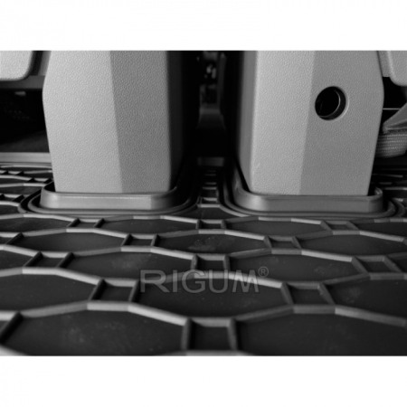 Covoras cauciuc portbagaj VW T7 Multivan (L1) 2022-prezent, Rigum Cehia (dupa randul 3) [2]