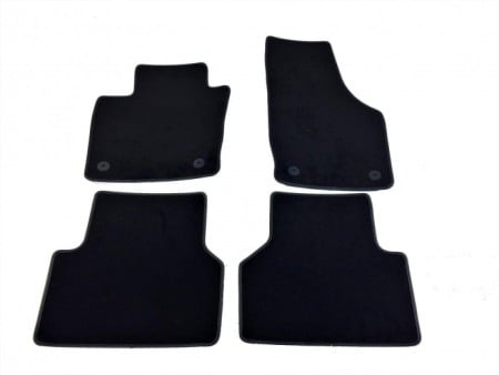 Covorase auto mocheta - Covorase auto mocheta Audi Q3 fabricatie 2011 - prezent (NEGRU)