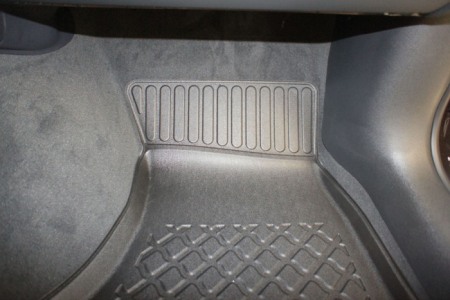 Covorase cauciuc auto tip tavita dedicate Audi A4/A5 (B8)  04.2008-10.2015 [4]