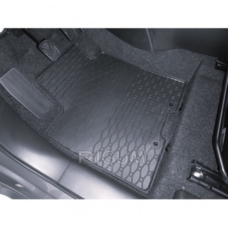 Covorase cauciuc speciale Suzuki Swift 5, 2024-prezent, Rigum Cehia [1]